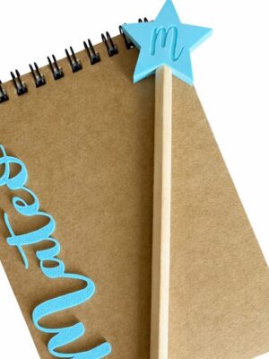 WhatsApp Image 2026-05-10 at 12.15.41 (6) CONJUNTO LIBRETA Y LAPIZ